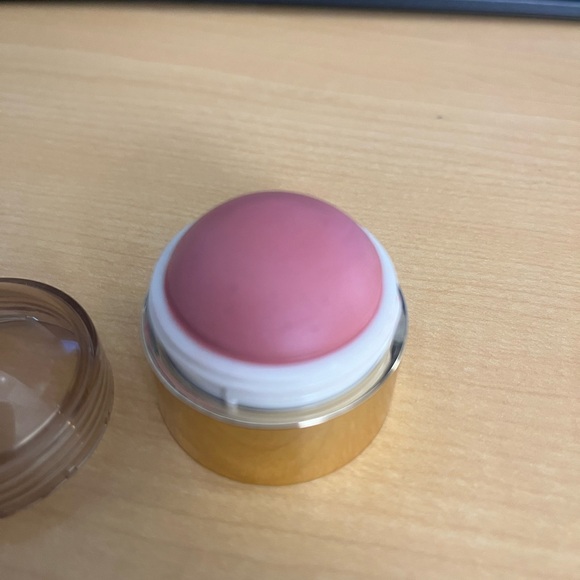 Merit Pink Cream Blush - Picture 4 of 4